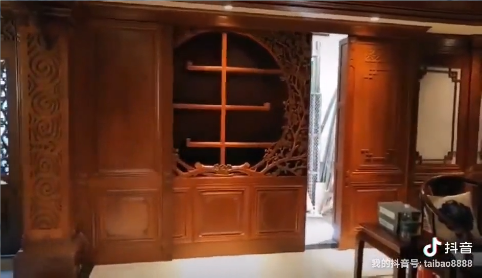 别墅单面平移密室门视频