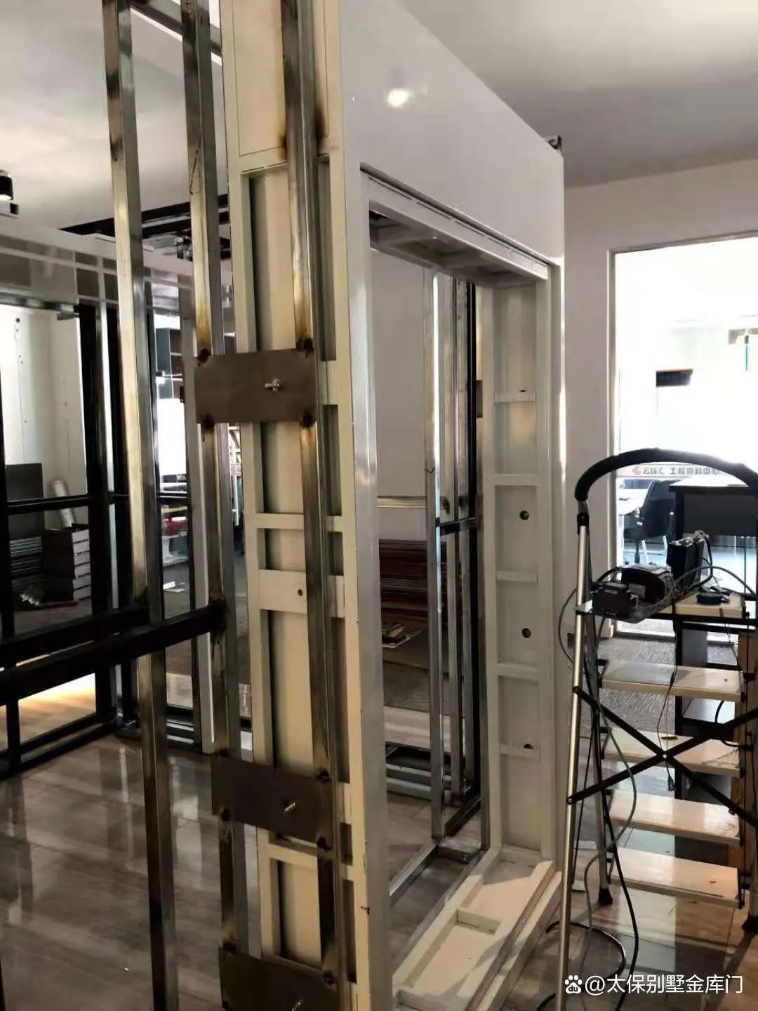 密室门有那么多开门方式，有什么区别